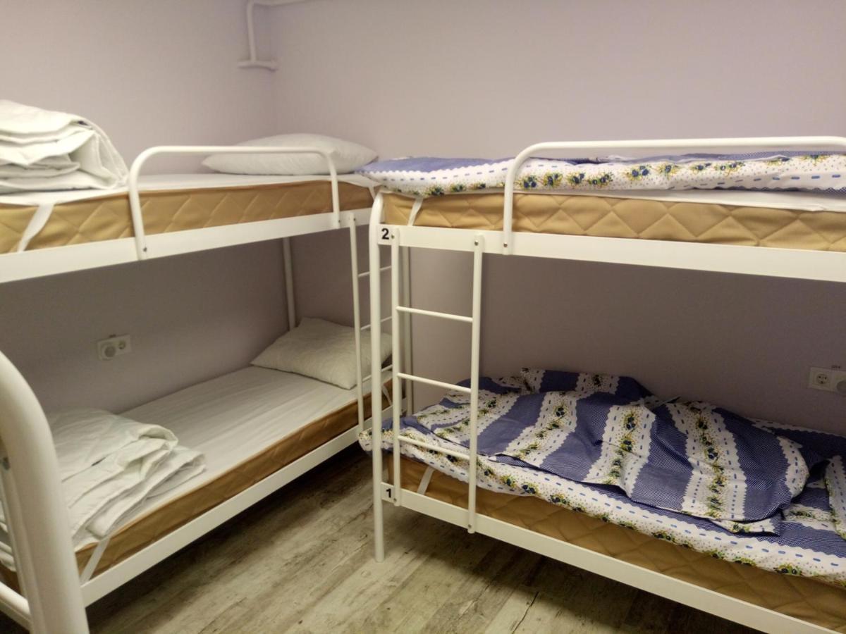Hostel Dvor Odessa Exterior foto